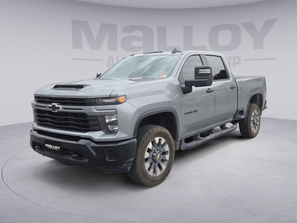 Used 2024 Chevrolet Silverado 2500 HD Custom Truck Crew Cab