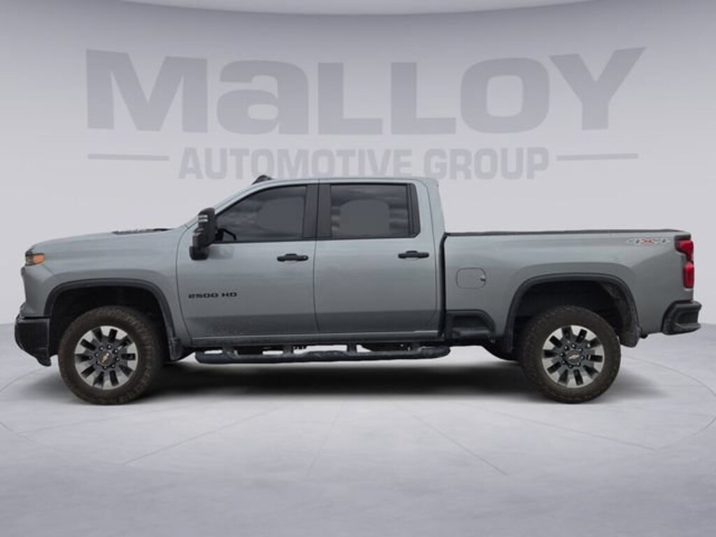 Used 2024 Chevrolet Silverado 2500 HD Custom Truck Crew Cab