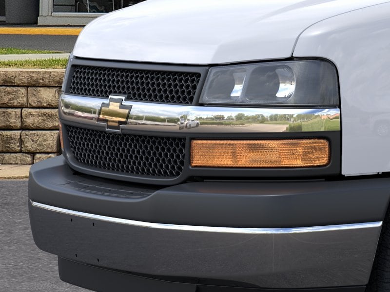 2024 Chevrolet Express Cargo Work Van - Photo 37