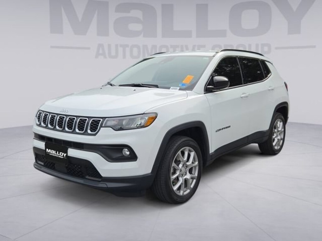 Used 2024 Jeep Compass Latitude Lux FWD SUV