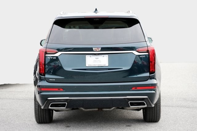 2024 Cadillac XT6 Premium Luxury photo 3