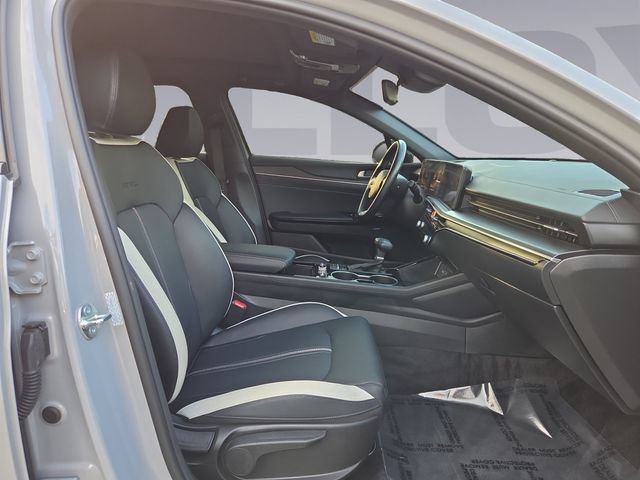 2026 Kia K5 GT-Line - Photo 17
