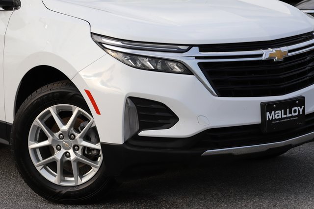 2023 Chevrolet Equinox LT photo 2