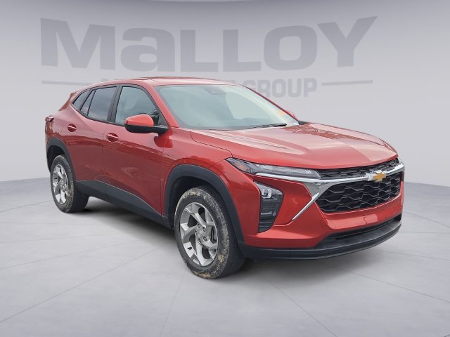 2024 Chevrolet Trax LS - Photo 7