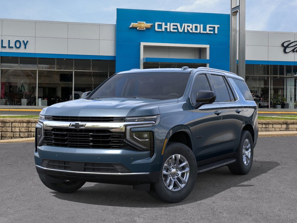 2026 Chevrolet Tahoe LS photo 4