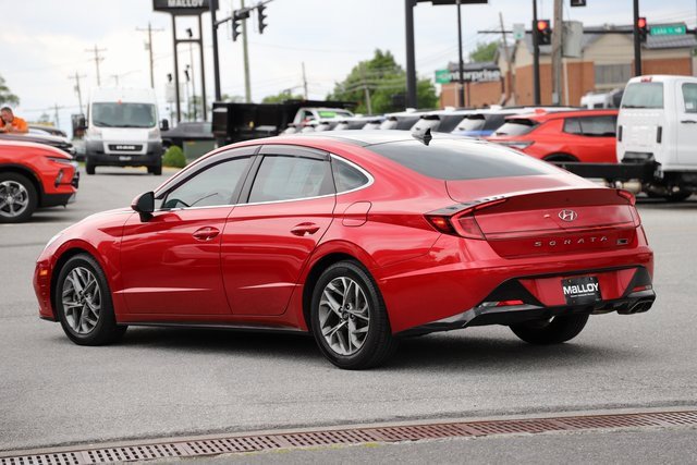 2021 Hyundai Sonata SEL Convenience photo 2