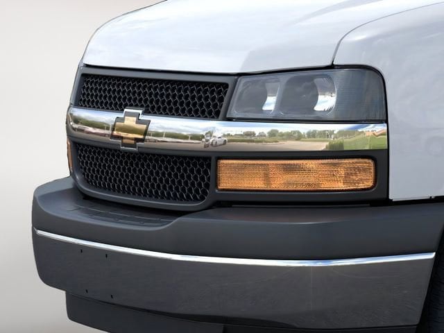 2024 Chevrolet Express Cargo Work Van - Photo 14