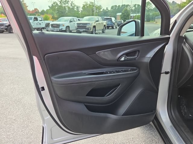 2022 Buick Encore Preferred - Photo 11