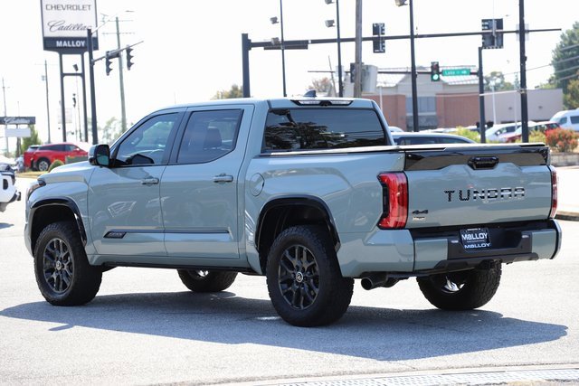 2024 Toyota Tundra Platinum CrewMax photo 2
