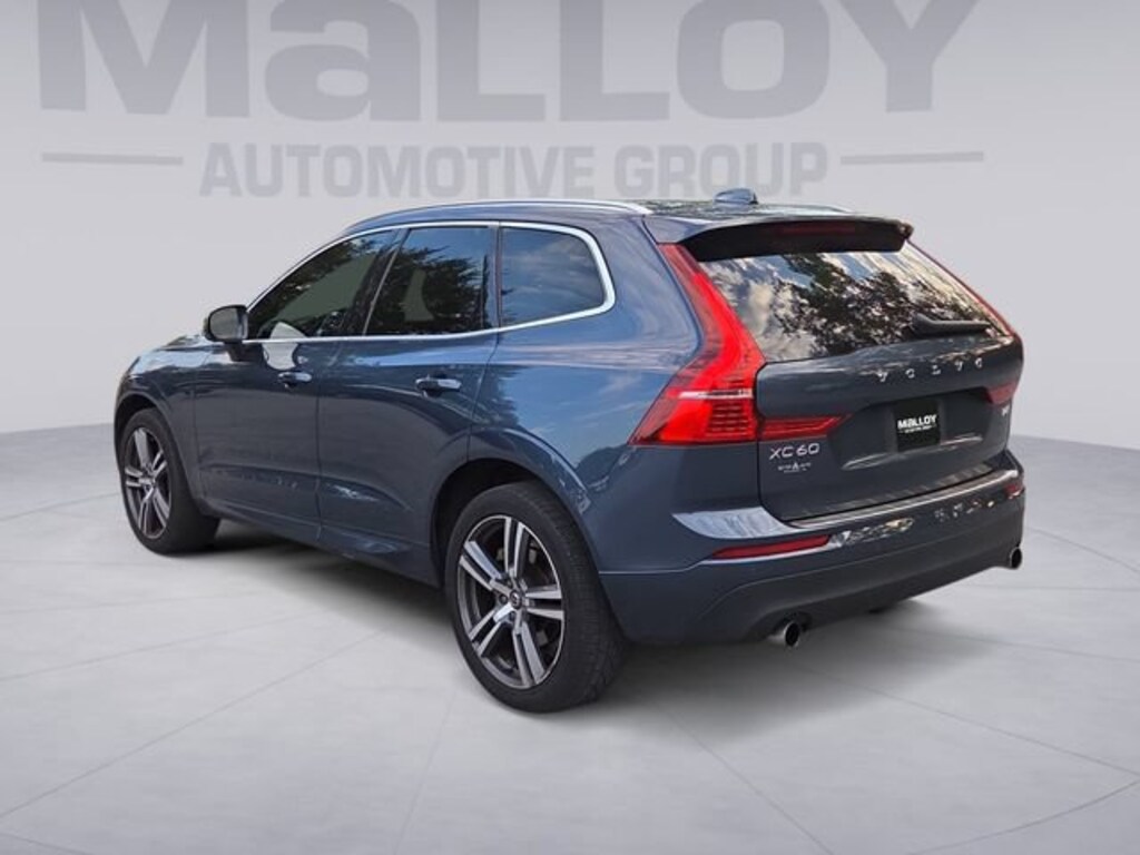 Used 2021 Volvo XC60 Momentum SUV