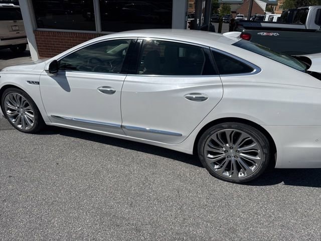 2017 Buick LaCrosse Premium's photo