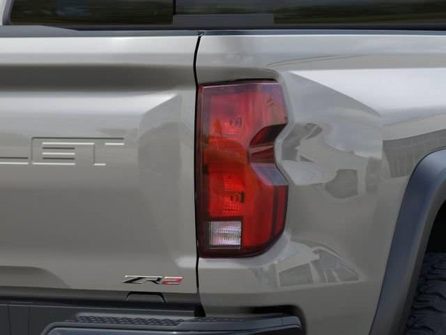 2026 Chevrolet Colorado ZR2 - Photo 11