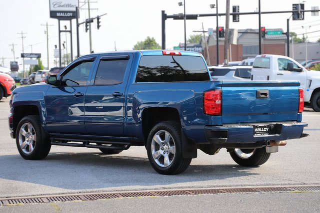 Used 2018 Chevrolet Silverado 1500 LT with VIN 3GCUKRECXJG136572 for sale in Winchester, VA