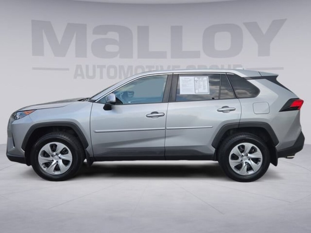 Used 2022 Toyota RAV4 LE SUV