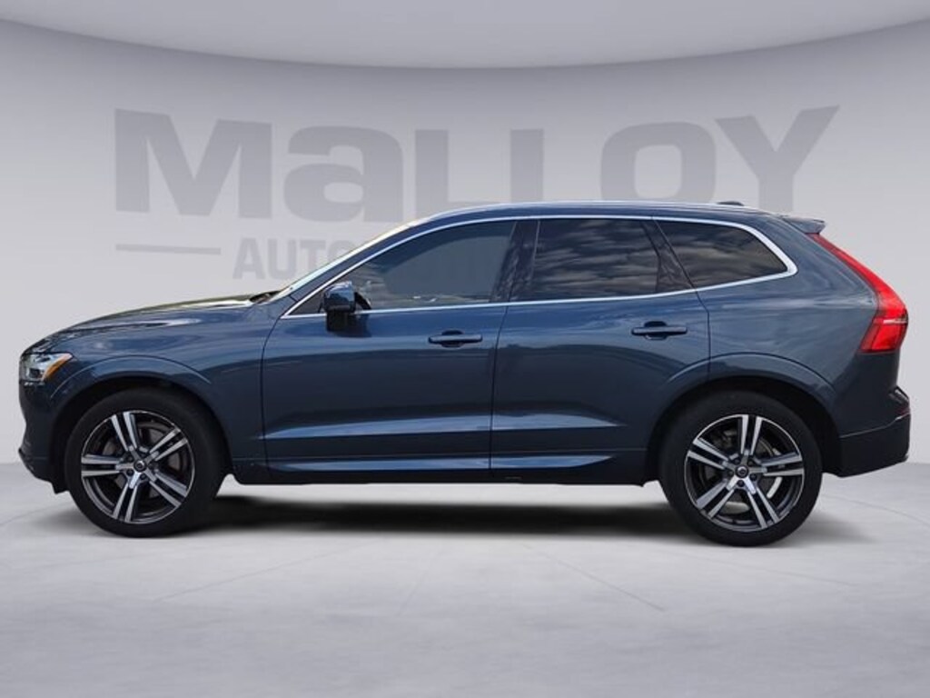 Used 2021 Volvo XC60 Momentum SUV