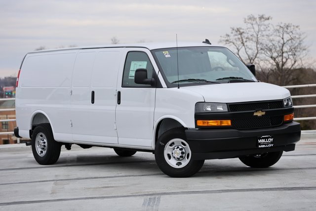 2025 Chevrolet Express Cargo Work Van's photo