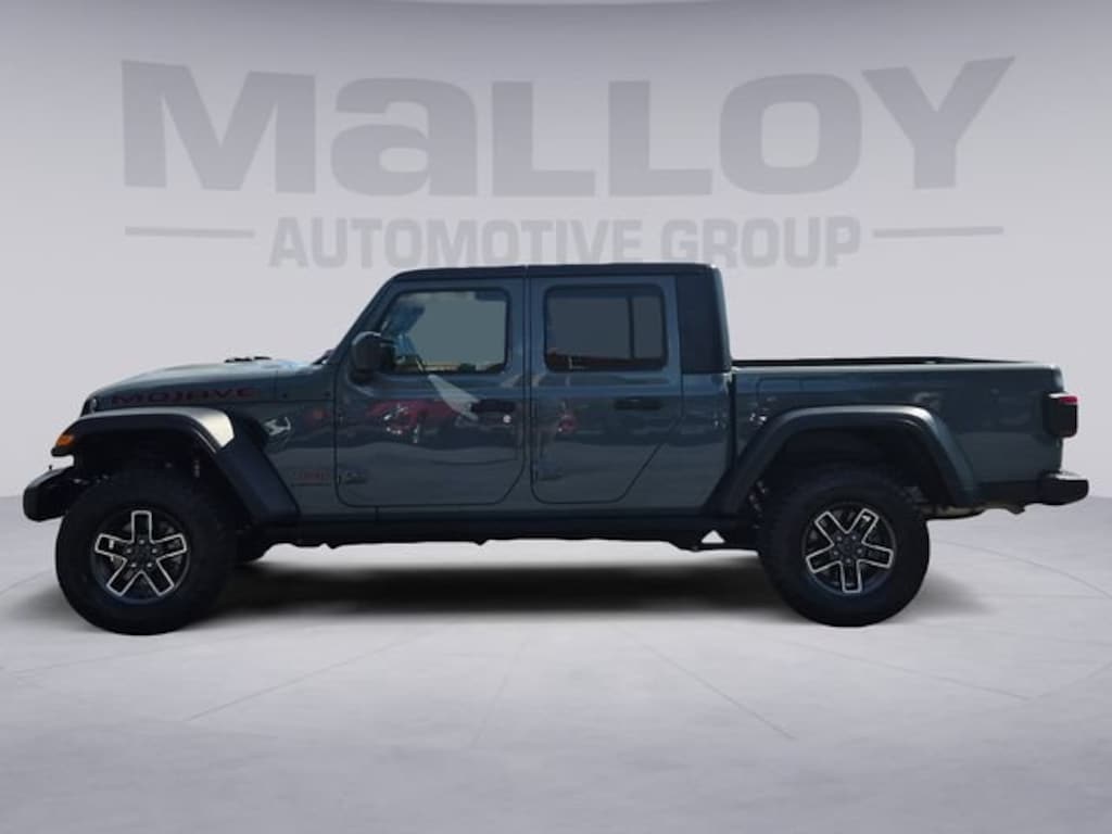 Used 2025 Jeep Gladiator Mojave 4x4 Truck Crew Cab