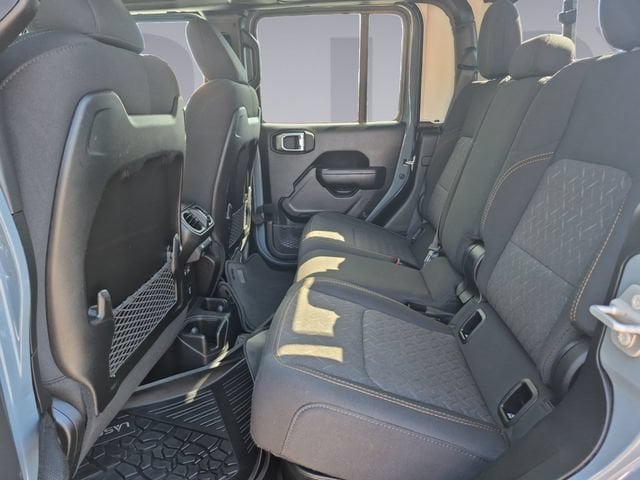 2025 Jeep Gladiator Mojave - Photo 16