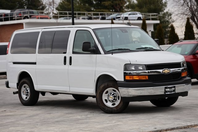 2024 Chevrolet Express Cargo Work Van's photo