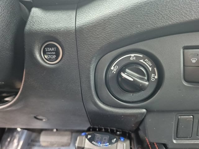 2024 Nissan Frontier PRO-4X - Photo 23