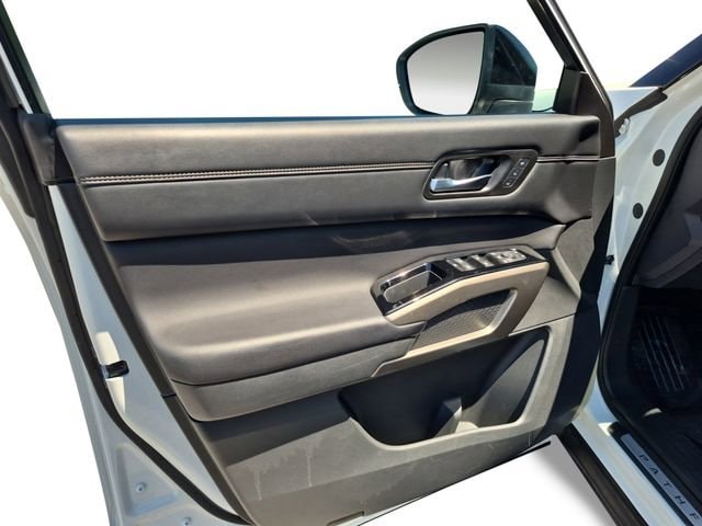 2024 Nissan Pathfinder Platinum - Photo 11
