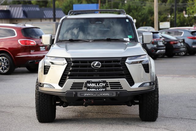 2024 Lexus GX 550 Luxury photo 4