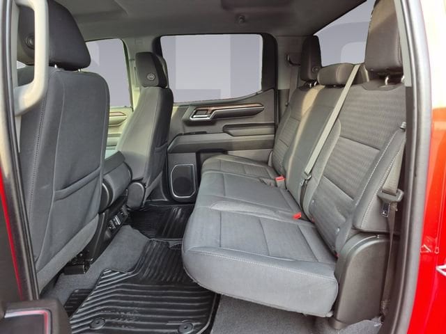 2023 Chevrolet Silverado 1500 LT - Photo 16