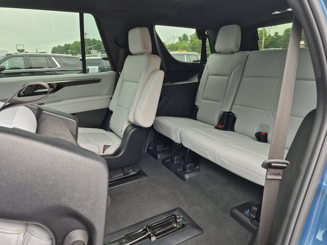 2025 Chevrolet Tahoe Premier - Photo 30
