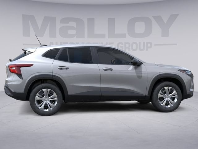 2026 Chevrolet Trax LS - Photo 6