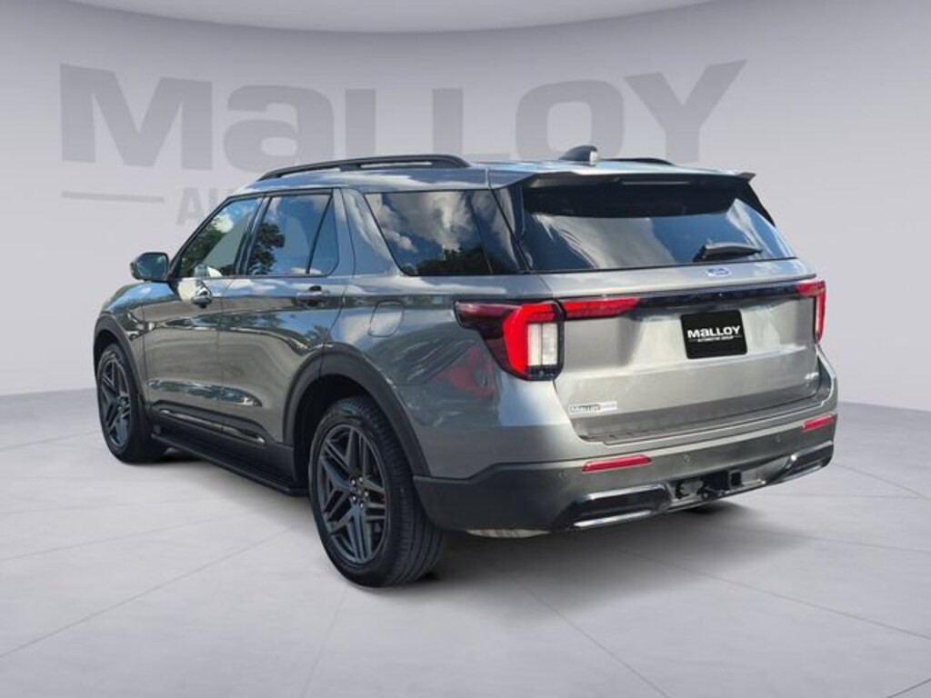 Used 2025 Ford Explorer ST-Line SUV
