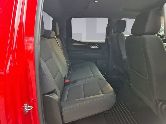 2023 Chevrolet Silverado 1500 LT - Photo 18