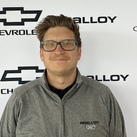 Staff member Mitch Loudan from e389a27d7ddc