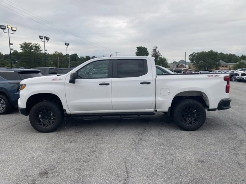 Used 2024 Chevrolet Silverado 1500 Custom Trail Boss Truck Crew Cab