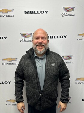 Staff member Allan Rabanalas from 46057a4e6e00