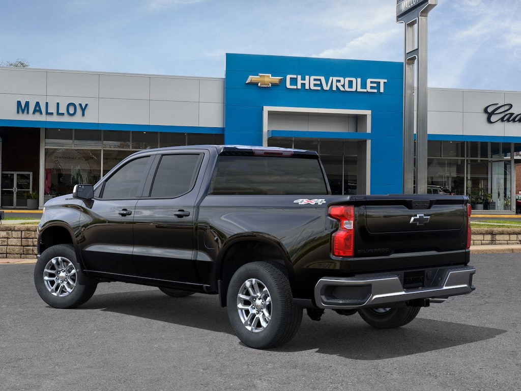 2026 Chevrolet Silverado 1500 LT photo 2