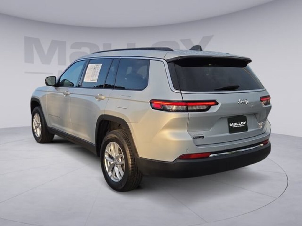 Used 2024 Jeep Grand Cherokee L Laredo 4x4 SUV
