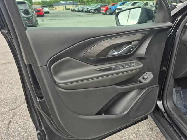 2023 GMC Terrain SLE - Photo 11
