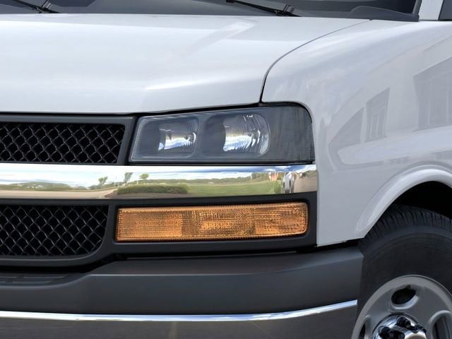 2024 Chevrolet Express Cargo Work Van - Photo 11