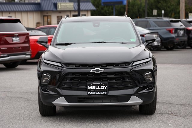 2025 Chevrolet Blazer 2LT photo 3