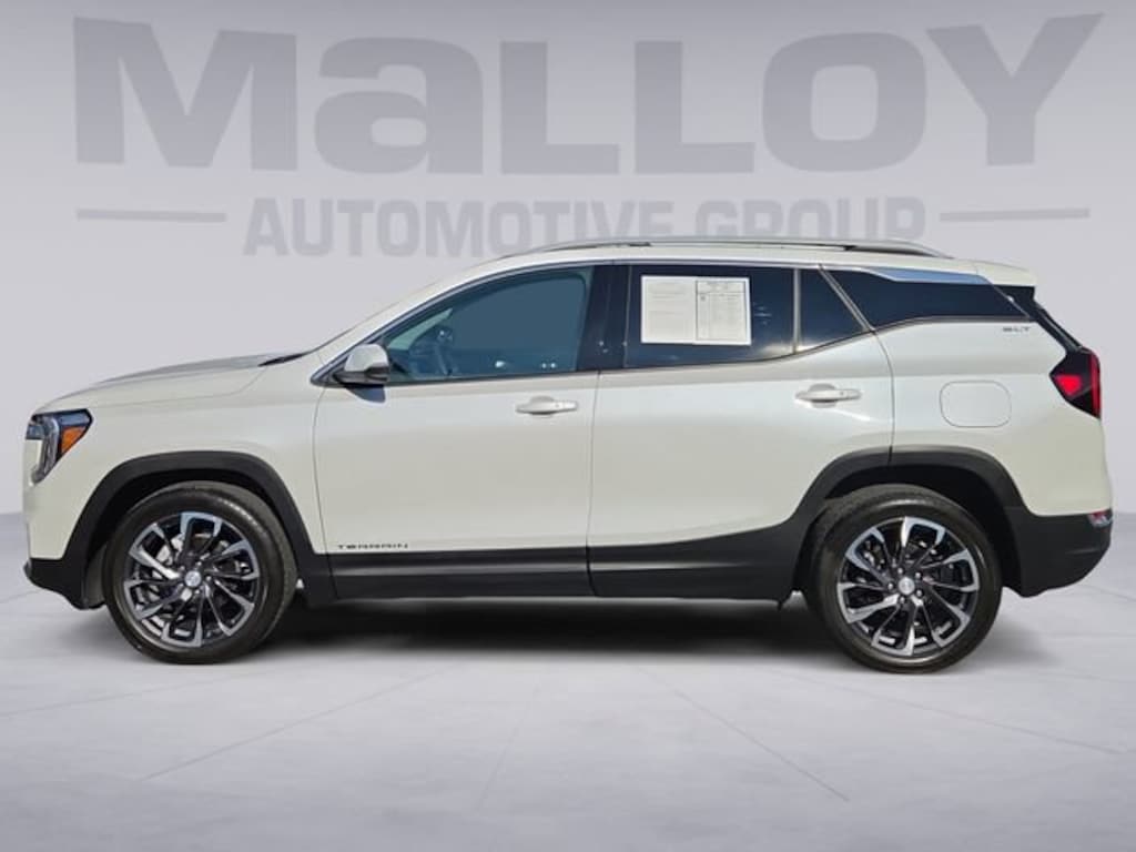 Used 2022 GMC Terrain SLT SUV
