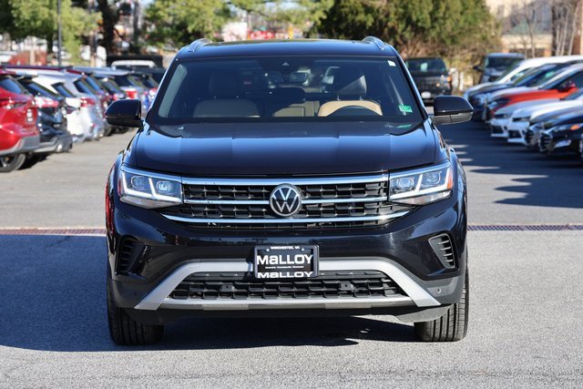 2023 Volkswagen Atlas Cross Sport V6 SEL photo 2