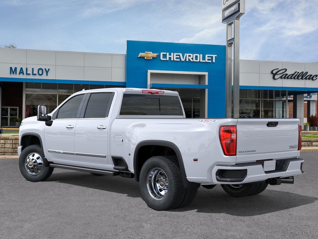 2026 Chevrolet Silverado 3500HD High Country photo 3
