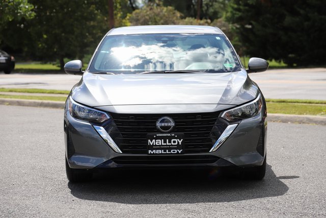 2025 Nissan Sentra SV photo 4
