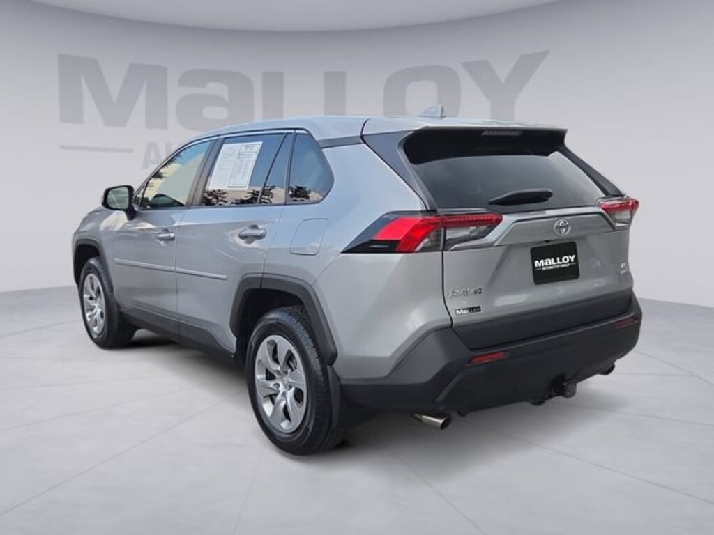 Used 2022 Toyota RAV4 LE SUV
