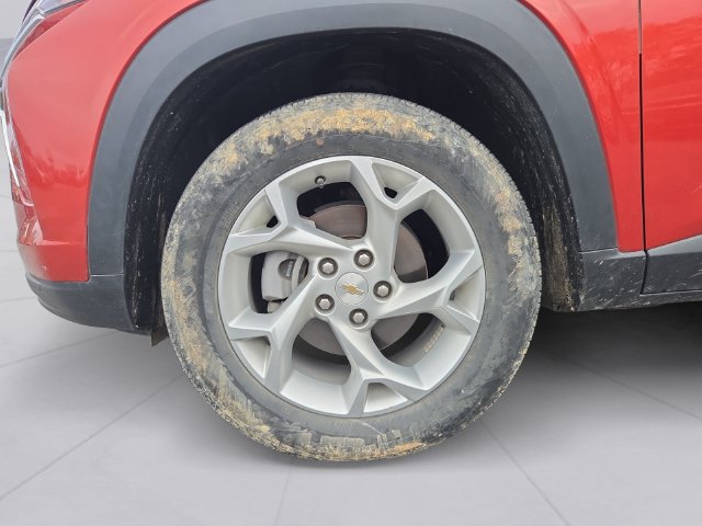 2024 Chevrolet Trax LS - Photo 9