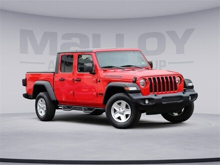 2020 Jeep Gladiator Sport S Truck Crew Cab