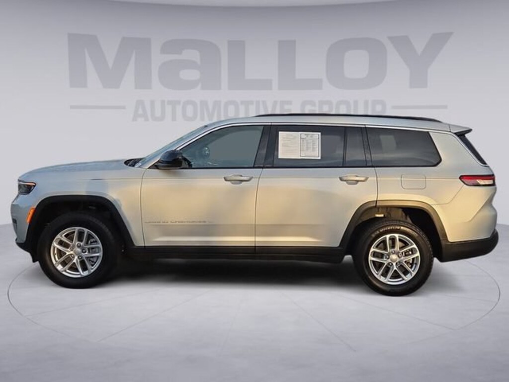 Used 2024 Jeep Grand Cherokee L Laredo 4x4 SUV