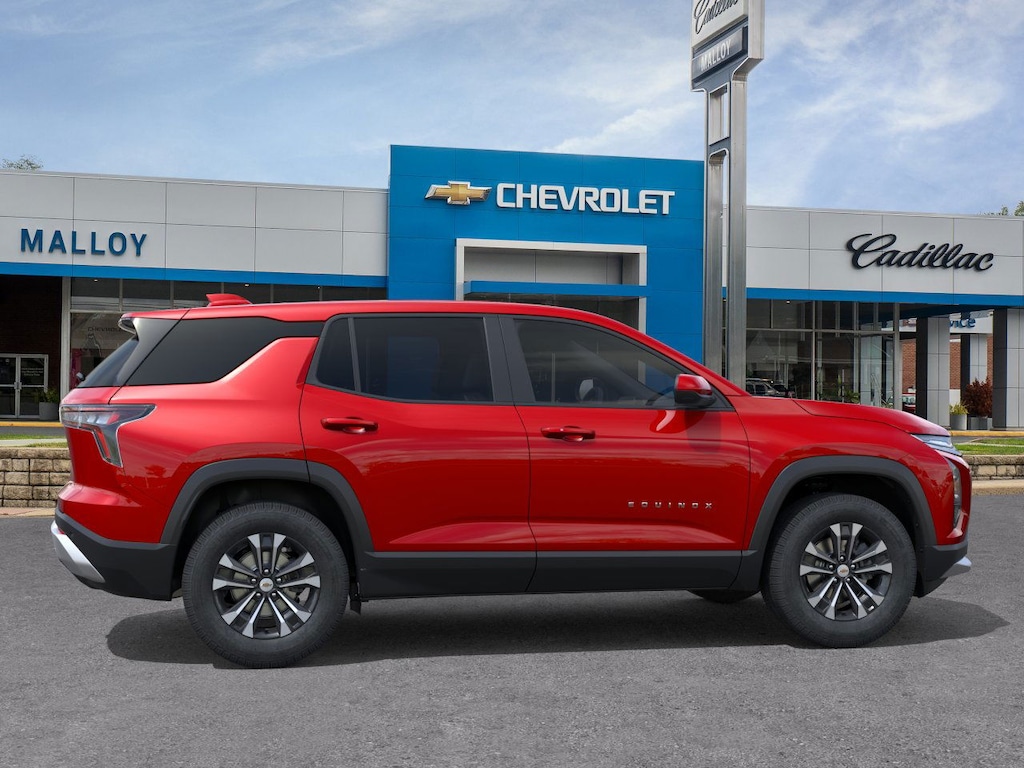 2026 Chevrolet Equinox LT photo 2