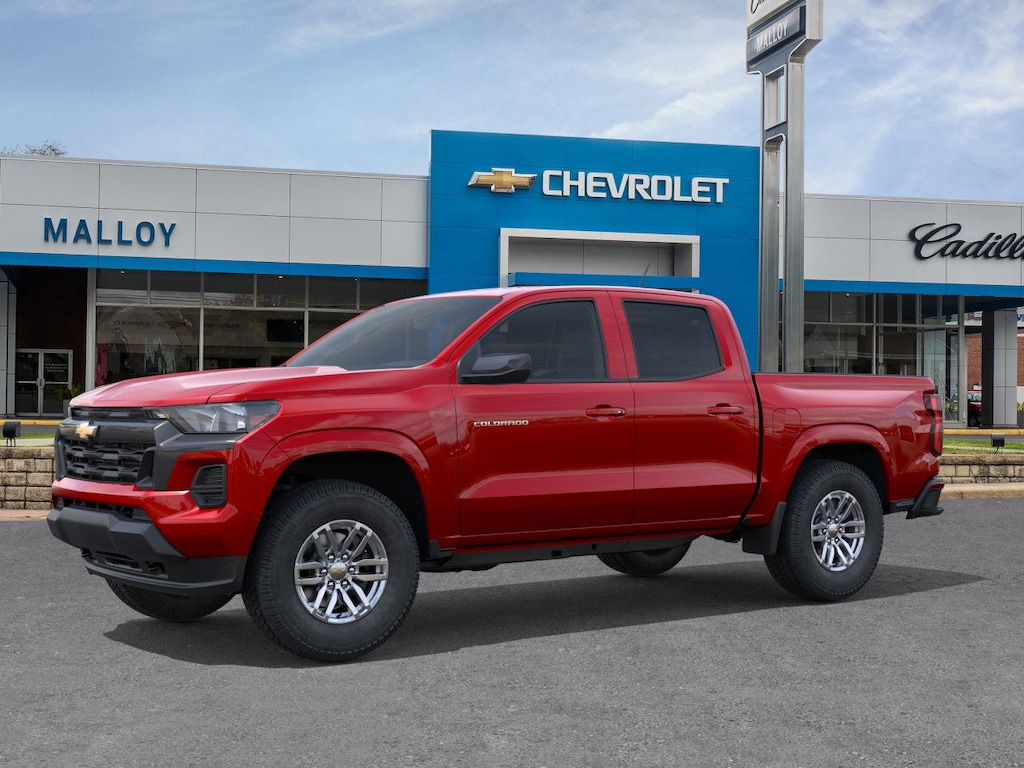 2026 Chevrolet Colorado LT photo 2