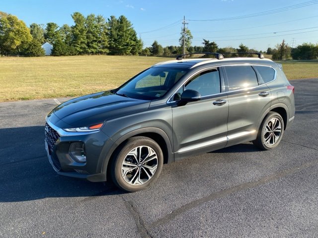 2020 Hyundai Santa Fe SEL photo 2